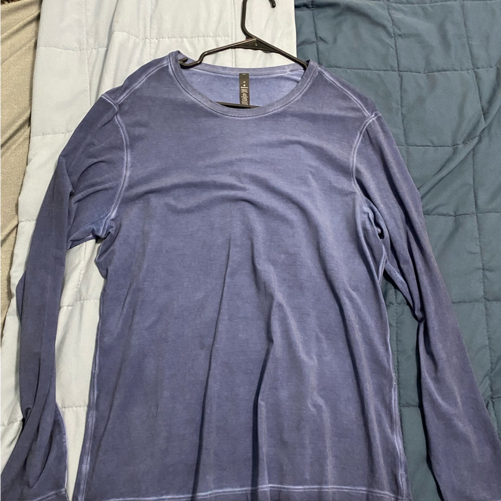 Men’s lululemon acid wash tshirt